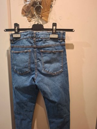 Pantalón tejano niña roto skinny 11-12 años