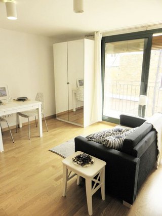 Estudio en alquiler en Hostafrancs en Barcelona