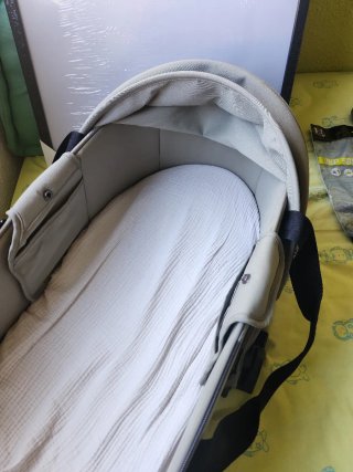 Capazo YOYO Stokke Verde Oliva + funda + anclajes