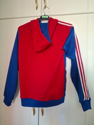 Chaqueta Adidas con capucha Talla XS