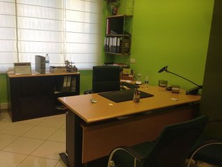 Oficina en alquiler en La Chantría - La Lastra en León