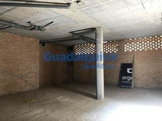 Local comercial en alquiler en Centro - Doña Mercedes en Dos Hermanas