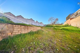 Terreno en venta en Crta. De la Sierra en Granada