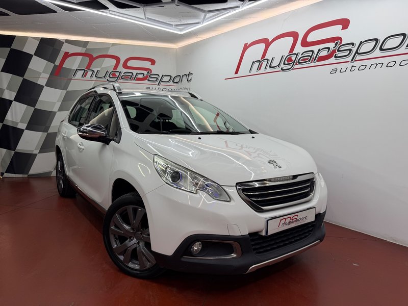 Peugeot 2008 1.2 Pure Tech S&S Allure (2016) 2015