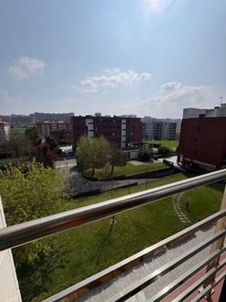 Piso en venta en Valdenoja - La Pereda en Santander