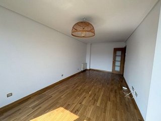 Piso en venta en Valdenoja - La Pereda en Santander