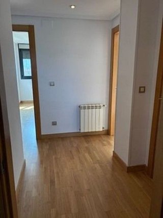 Piso en venta en Valdenoja - La Pereda en Santander