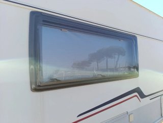 Ventana para caravana