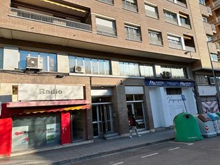 Oficina en alquiler en San José en Huesca