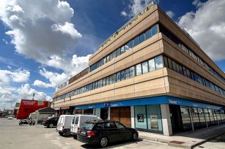 Local comercial en alquiler en Los Olivos - Los Ángeles - Perales del río en Getafe
