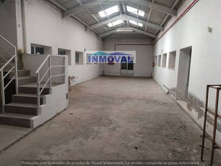 Local comercial en alquiler en Los Llanos - Av. de los Estudiantes en Valdepeñas