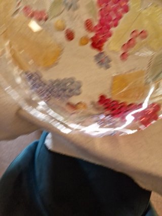Portafrutta in vetro decorato frutta e foglie