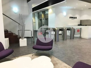 Oficina en alquiler en Costillares en Madrid