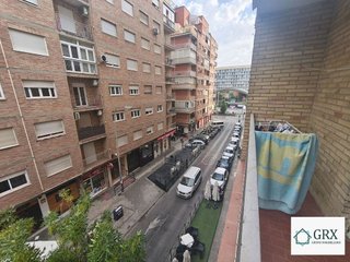 Piso en alquiler en Camino de Ronda - Rosaleda en Granada