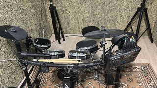 Batería Electrónica Alesis