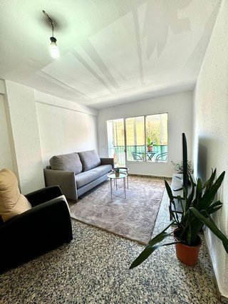 Piso en venta en La Luz - El Torcal en Málaga