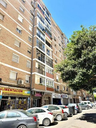 Piso en venta en La Luz - El Torcal en Málaga
