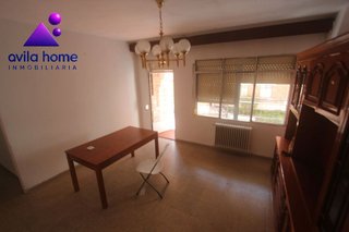 Piso en venta en Universidad en Ávila