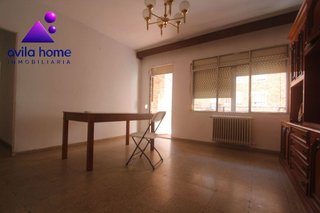 Piso en venta en Universidad en Ávila