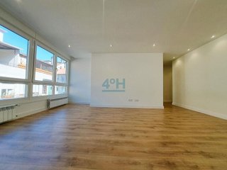 Piso en venta en Centro en Ourense