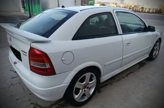 Opel Astra dti único dueño sport