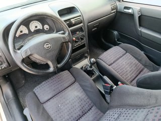 Opel Astra dti único dueño sport