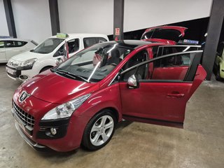 Peugeot 3008 2012