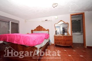 Chalet en venta en Urbanizaciones en Llíria