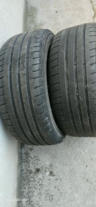 Vendo Neumáticos  195/50 R15 80% de vida