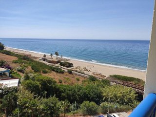 Piso en venta en Playa de la Fontanilla en Marbella