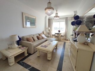 Piso en venta en Playa de la Fontanilla en Marbella