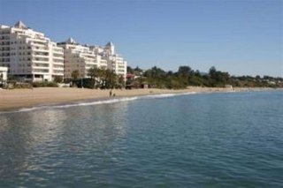Piso en venta en Playa de la Fontanilla en Marbella