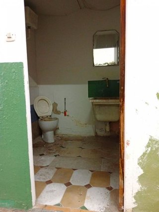 Local comercial en venta en Ceares en Gijón