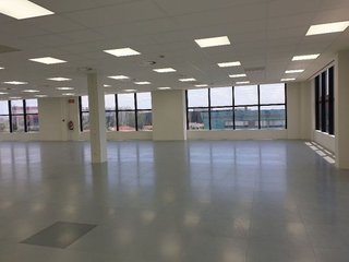 Oficina en alquiler en Zona Industrial en Prat de Llobregat, El