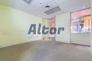 Local comercial en alquiler en Sol en Madrid