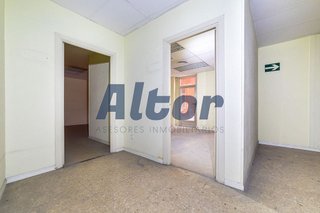 Local comercial en alquiler en Sol en Madrid