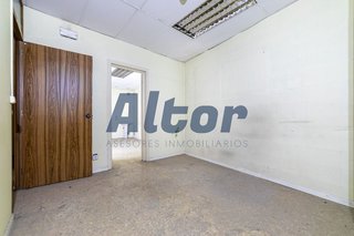Local comercial en alquiler en Sol en Madrid