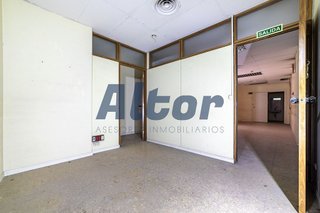 Local comercial en alquiler en Sol en Madrid