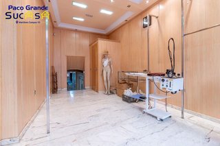 Local comercial en venta en Guadix