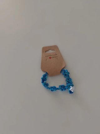 Pulseras hechas a mano