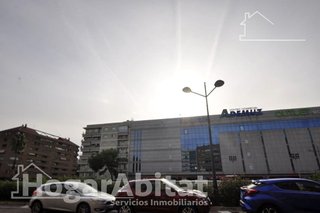 Garaje en venta en Benicalap en Valencia