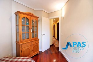 Piso en venta en Numancia - San Fernando en Santander
