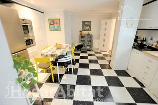 Piso en venta en El Cabanyal- El Canyamelar en Valencia