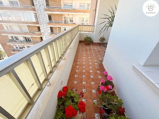 Piso en venta en La Caleta - La Viña en Cádiz