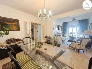 Piso en venta en La Caleta - La Viña en Cádiz