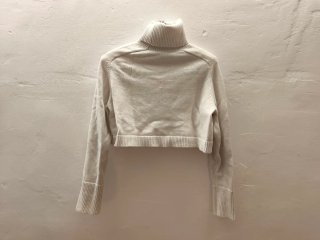 Jersey crop cuello alto blanco ivory