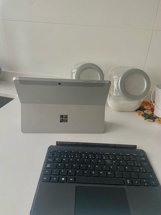 Microsoft Surface Go 3 128 GB + tastiera + caricabatterie