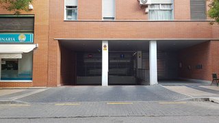 Garaje en alquiler en Sur - PAU 4 en Móstoles