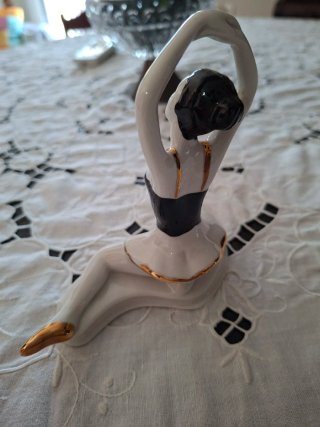 Ballerina di Capodimonte