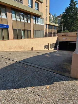 Garaje en venta en Eixample Sud – Migdia en Girona